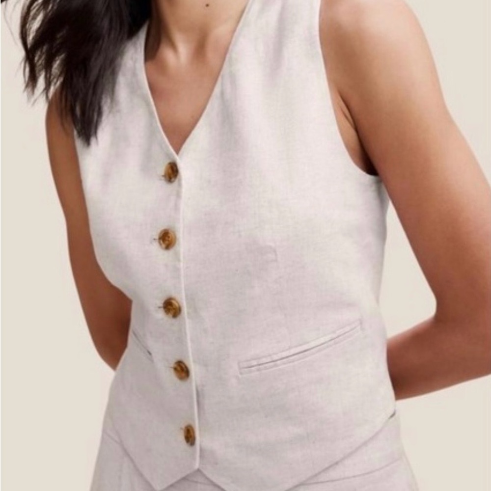 Banana Republic Linen Blend Cropped Vest